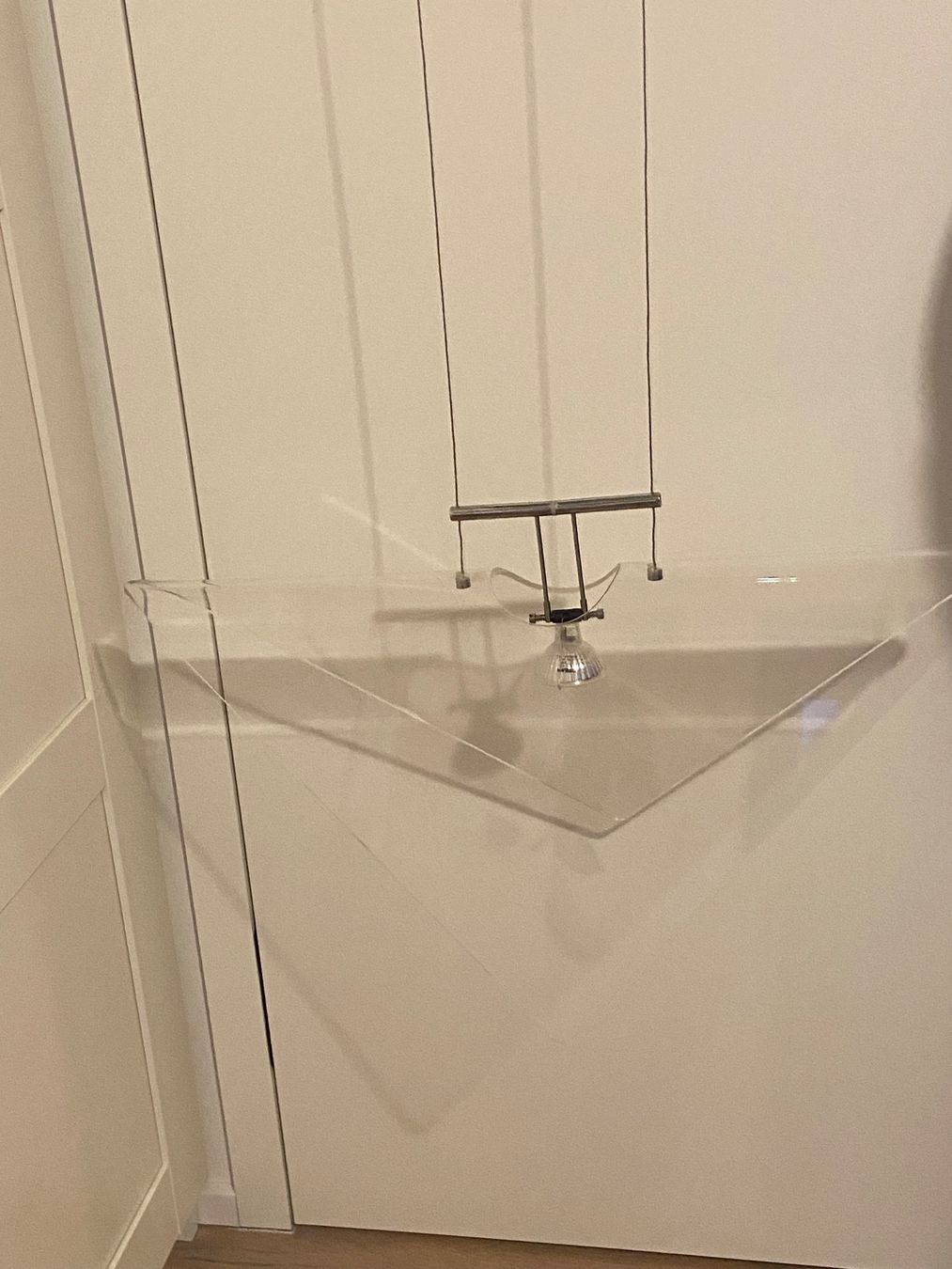 Kronleuchter & Deckenlampen: Original 90er Hängelampe Acrylglas – Gebraucht aus Bischofszell von juv.merten