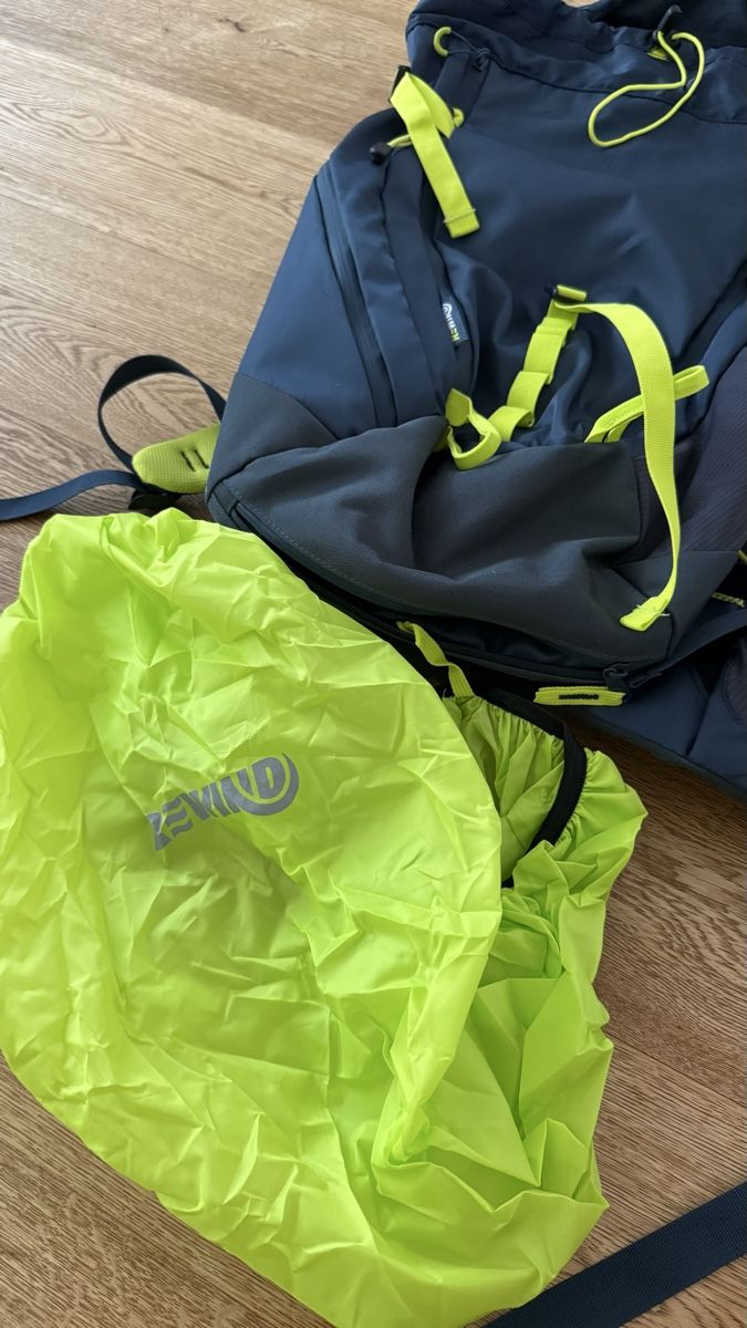 Zaini: Rewind Comfort Fit 30L Hiking Backpack – Usato da Boswil venduto da hey.itsme 6