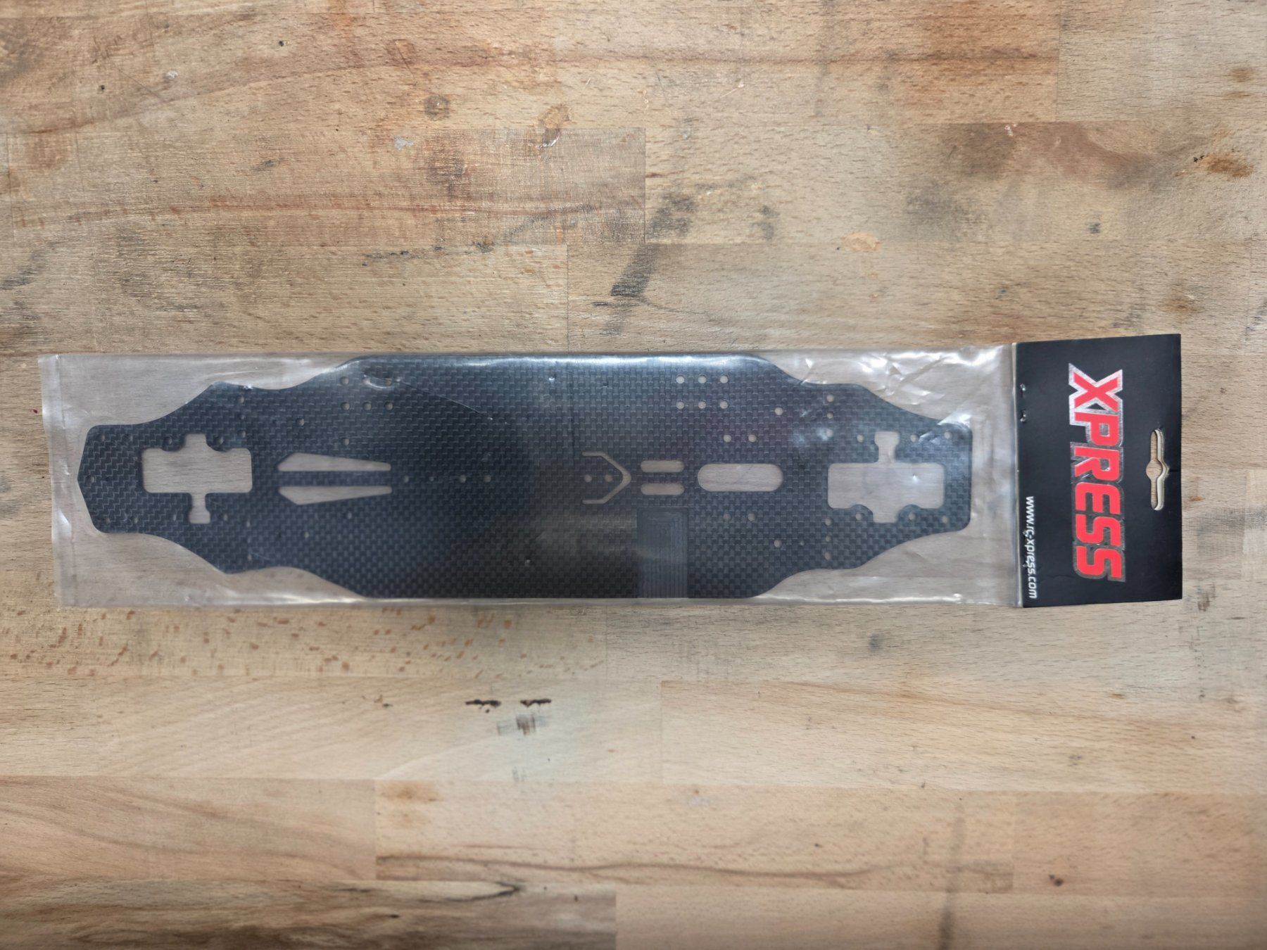 Modellismo RC: Xpress XM1S Chassisplatte 239mm neu – Nuovo e nell'imballaggio originale da Eschlikon TG venduto da davidt8883 2