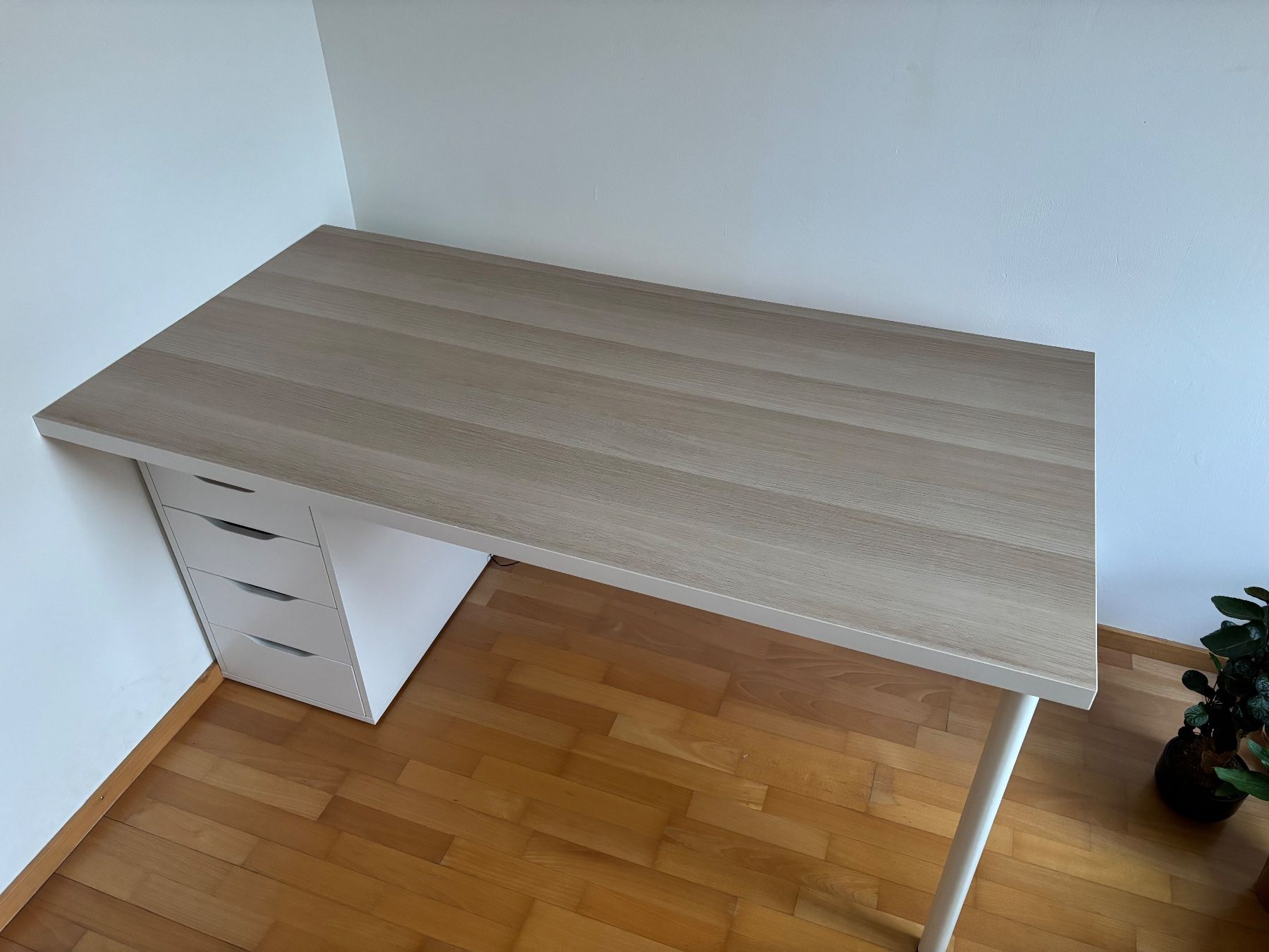 Ikea Piatti di portata: Ikea Schreibtischplatte – Usato da Zürich venduto da vin_vq88