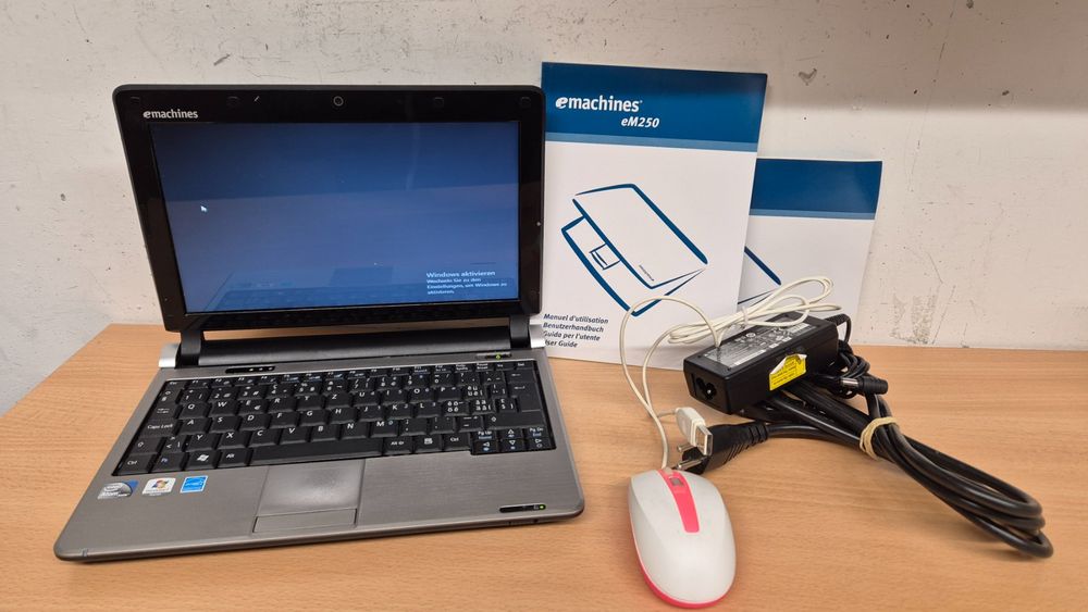 eMachines 250-01G16i Atom N270 1.6GHz 1GB Netbook | Kaufen auf Ricardo