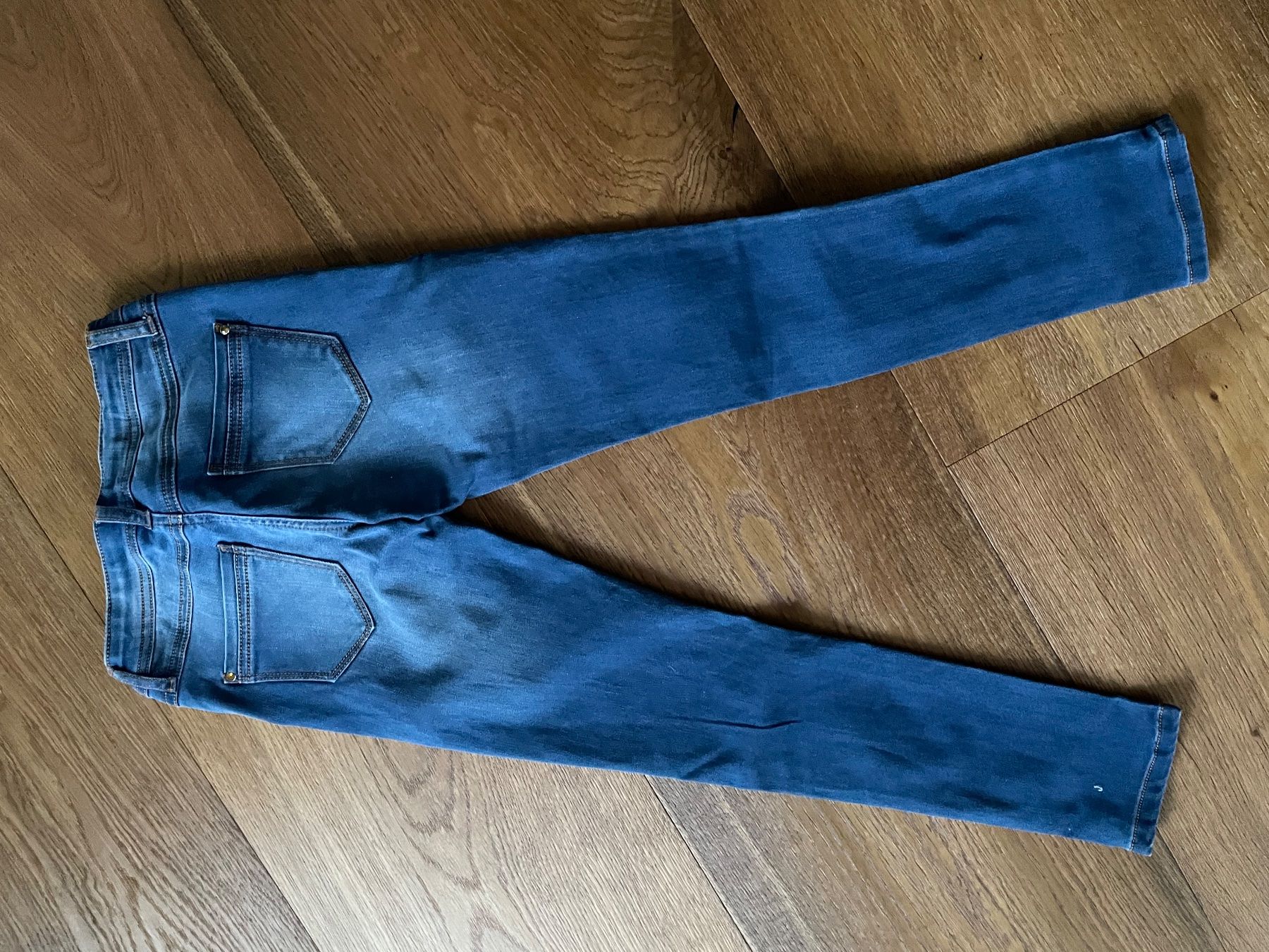 Pantaloni: Mädchen Jeanshosen – Usato da Seewen venduto da dvh05 1