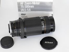 Nikon AF Nikkor 75-300mm f4.5-5.6 Japan top Zustand!