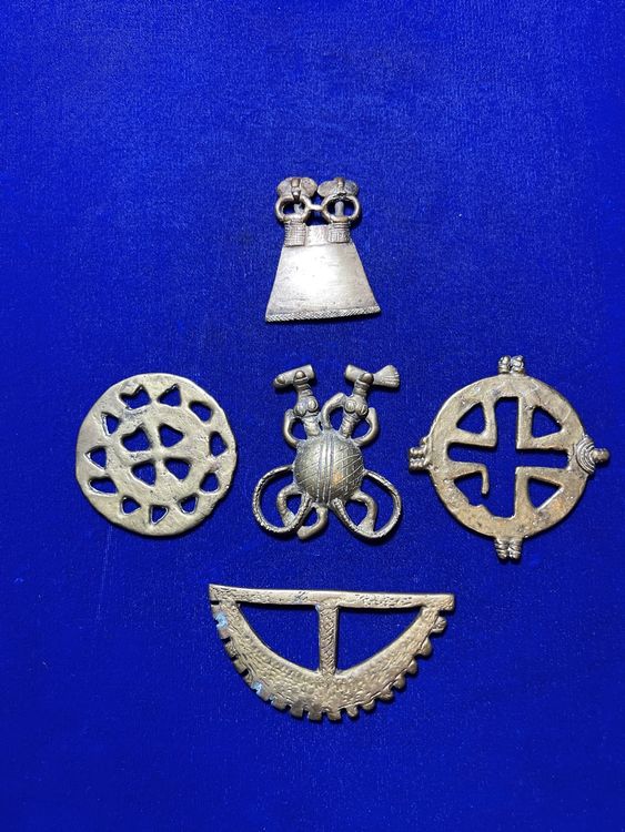 Afrikanische alte Akan Gewichte aus Messing Kaufen auf Ricardo