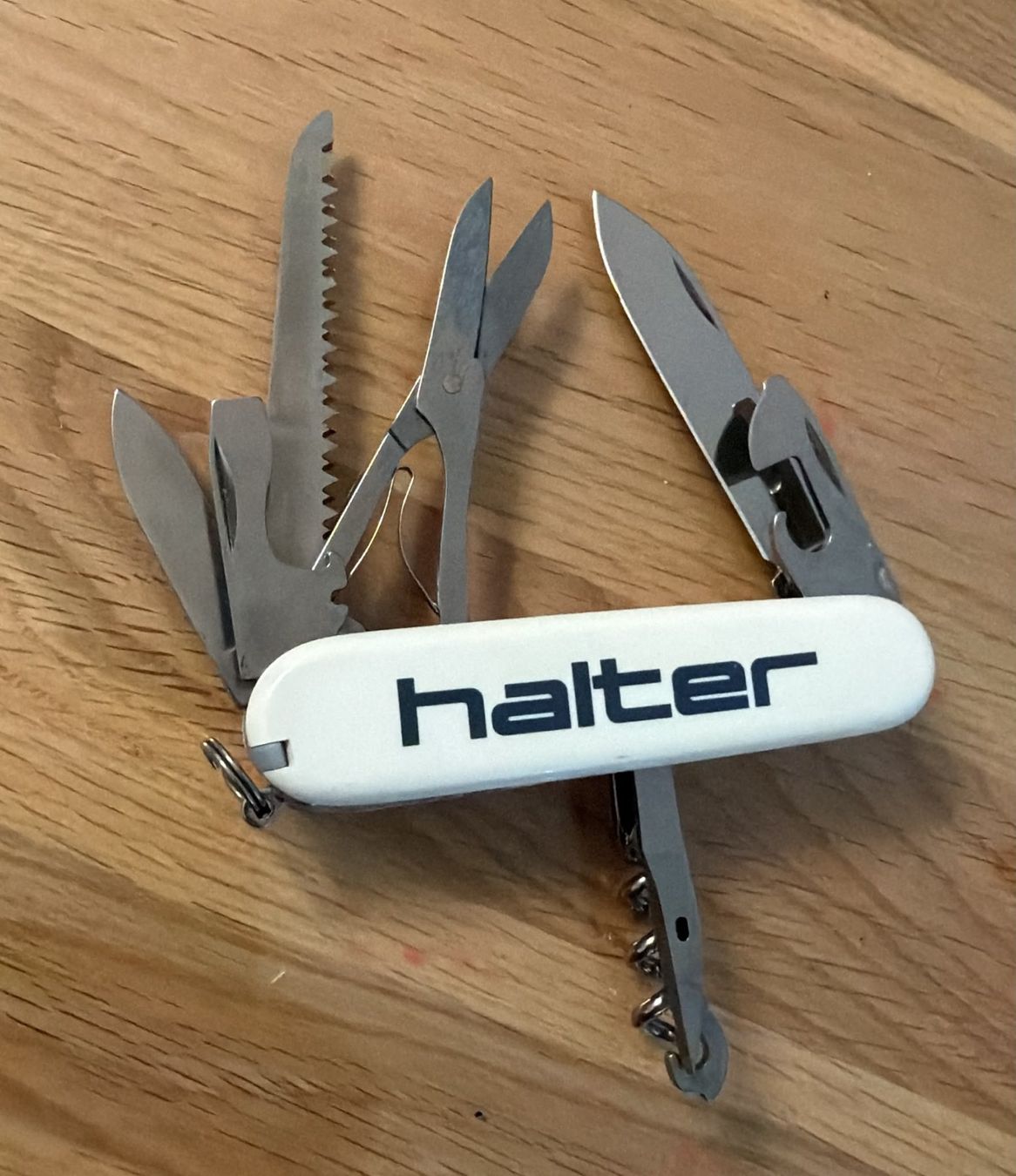Victorinox Taschenmesser: VICTORINOX SACKMESSER HALTER – Gebraucht aus Zürich von Frei-Occasionen