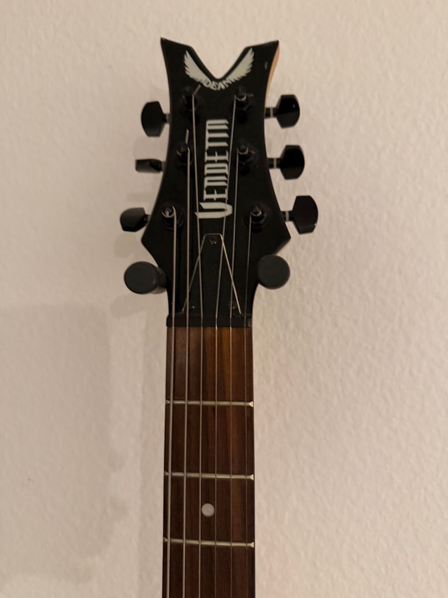 Musikinstrumente: Dean Vendetta E-Gitarre – Gebraucht aus St. Gallen von ben_rts9 1