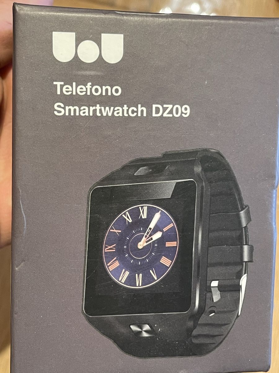 Smartwatch: Smartwatch DZ09 – Neuf avec emballage d'origine à Martigny-Croix par jen_t9fp 1