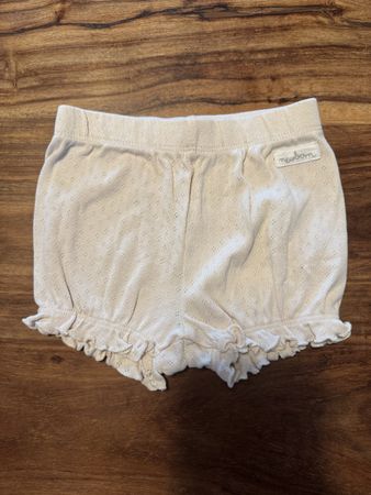 2x Baby Shorts Grösse 62