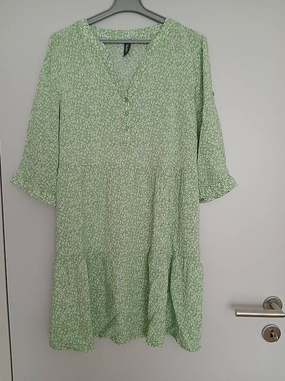 Robes: Sommerkleid Gr. 38 – D'occasion à Flawil par August023