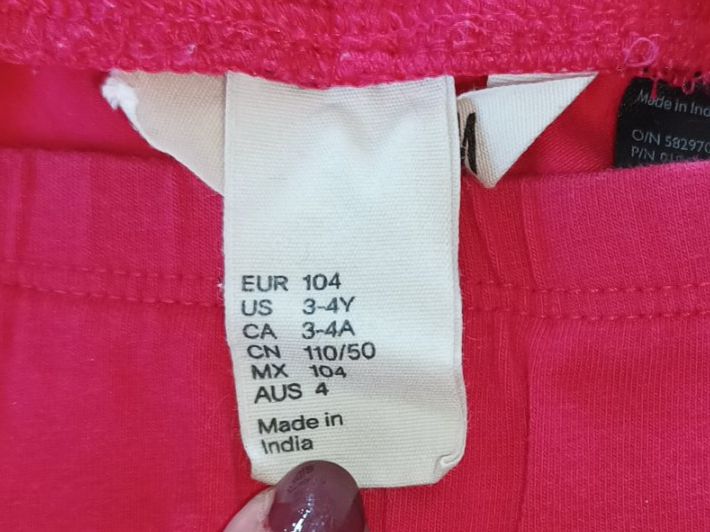 H&M Calze & Collant: Süsse 3/4-Leggings 104 H&M – Usato da Basel venduto da ann_frw2 2