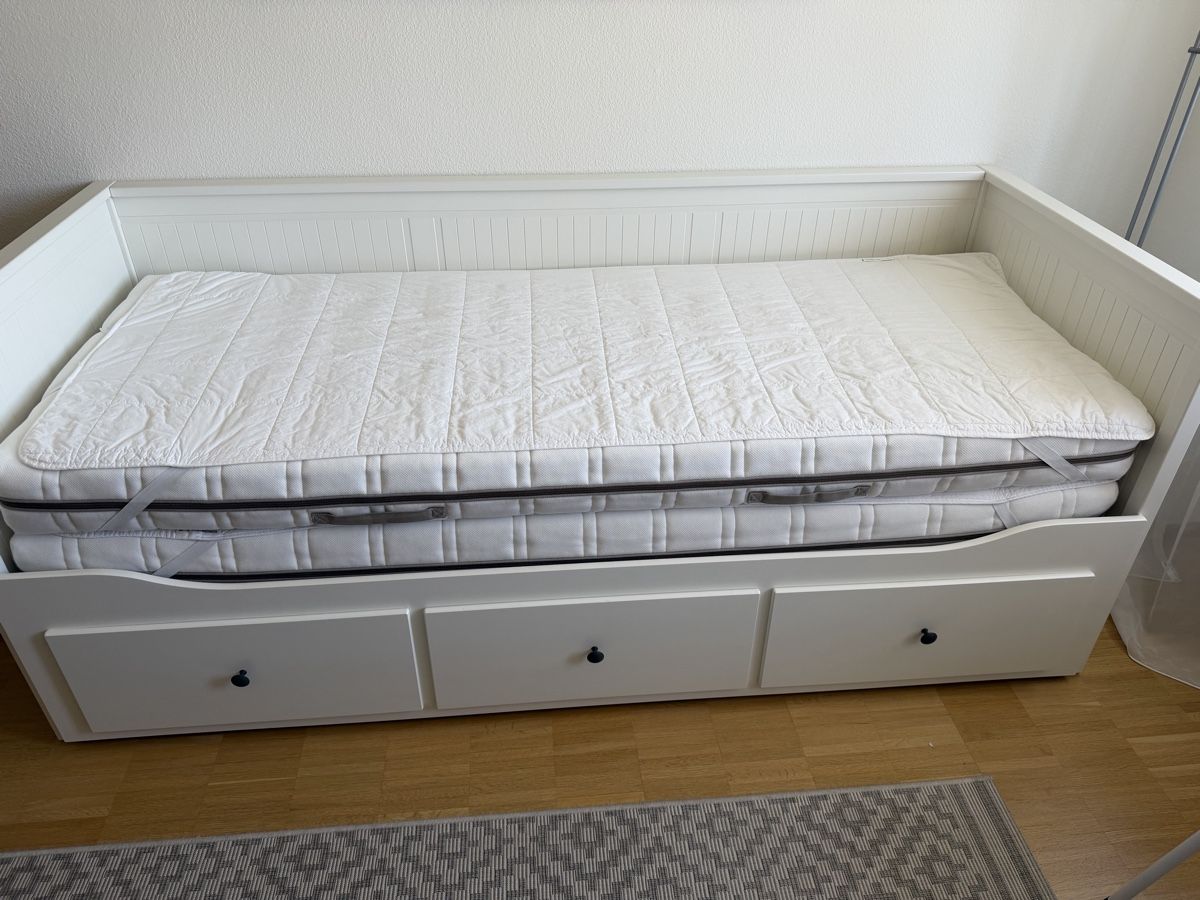 Letti: Ikea Hemnes Tagesbett /Gästebett – Usato da Basel venduto da Sunset1948 1