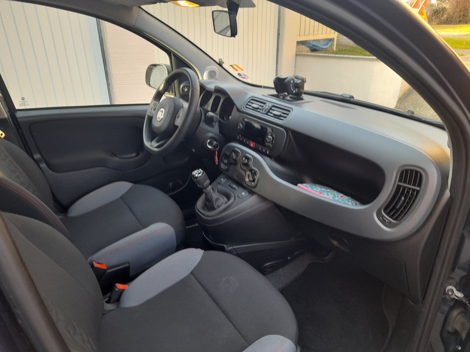 Fiat Automobili: FIAT PANDA 1.2 bleu métal – Usato da Nyon venduto da kau_2chx 3