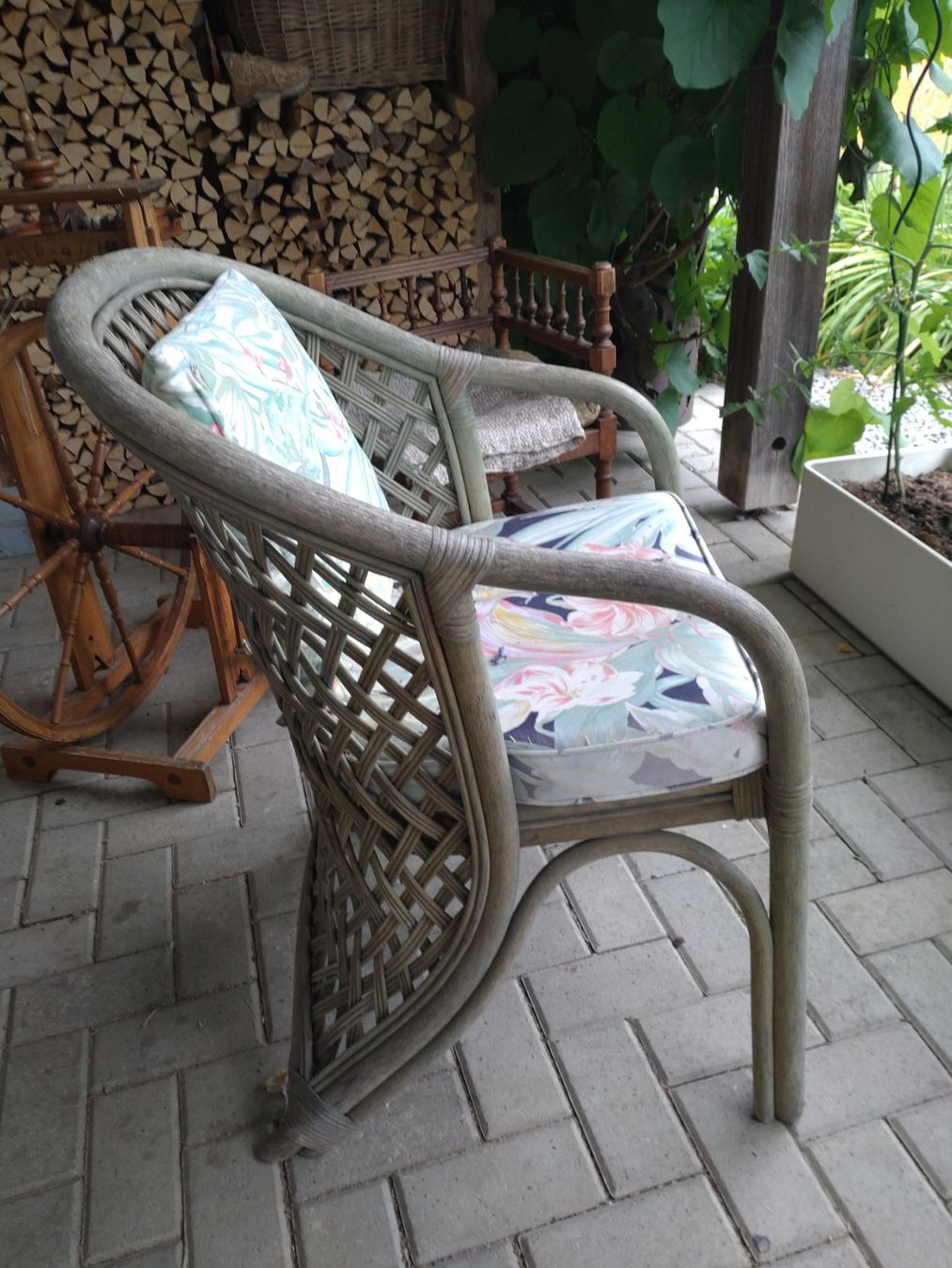 Ikea Stühle: 4 Rattanstühle – Gebraucht aus Eschikofen von Sattelschlepper 2