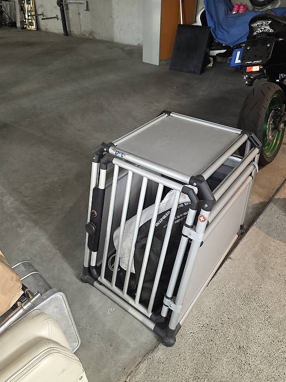 Gabbie, trasporto & Sicurezza: Hundebox Milan grösse M – Usato da Niedermuhlern venduto da Paescu_2025 1