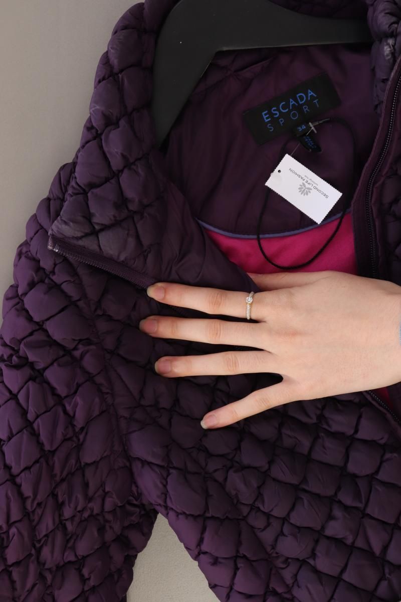 Jacken: Escada Sport Steppjacke Gr. 34 Vintage – Gebraucht aus Neustadt an der Waldnaab von SecondLifeFashion 3