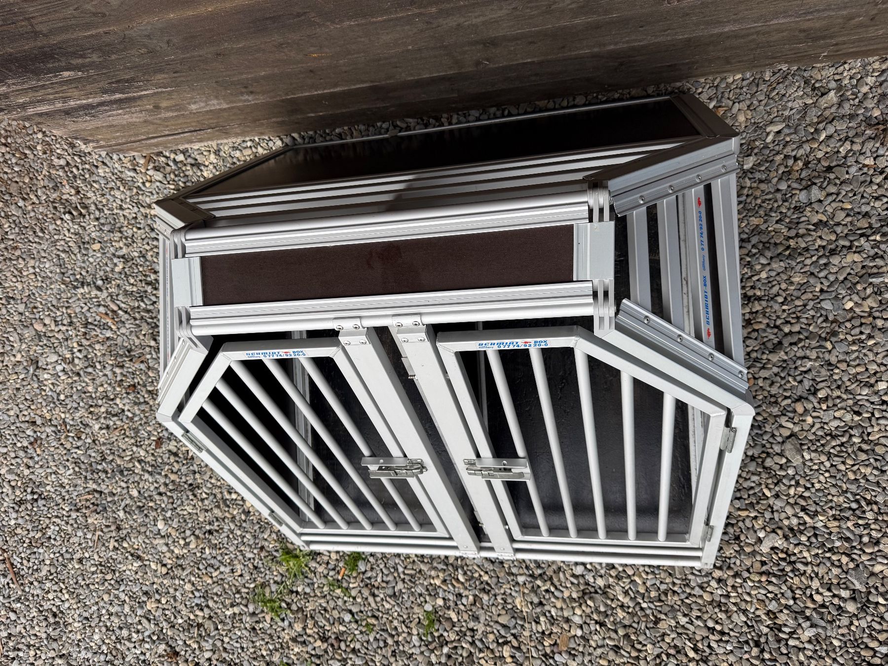 Gabbie, trasporto & Sicurezza: Schmid Hundebox / Doppelbox T98 B93 H67 – Usato da Küssnacht am Rigi venduto da YKCUL