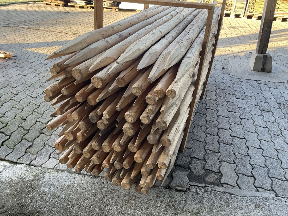Articoli in legno: Baum Pfähle, Baum Schwiren, Holzpfahl – Nuovo (secondo la descrizione) da Eschenbach LU venduto da Resu685 3