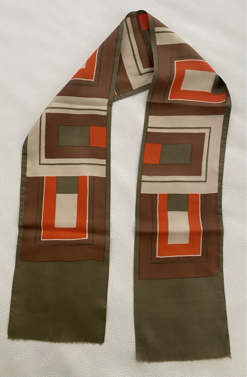 Foulard & Sciarpe: Seiden Schal 🌸 – Usato da Opfikon venduto da Luis144 3