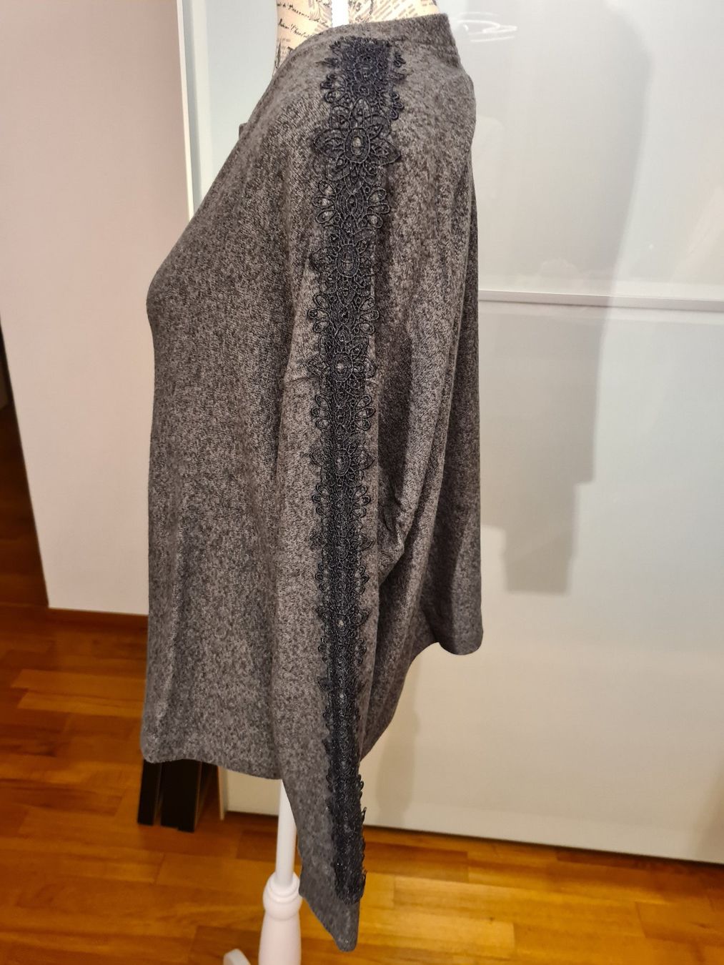 Kooples Pullover & Sweatshirts: Pullover "The Kooples Sport" olivgrün Gr. S – Gebraucht aus Wettswil von urs_c9n7 1