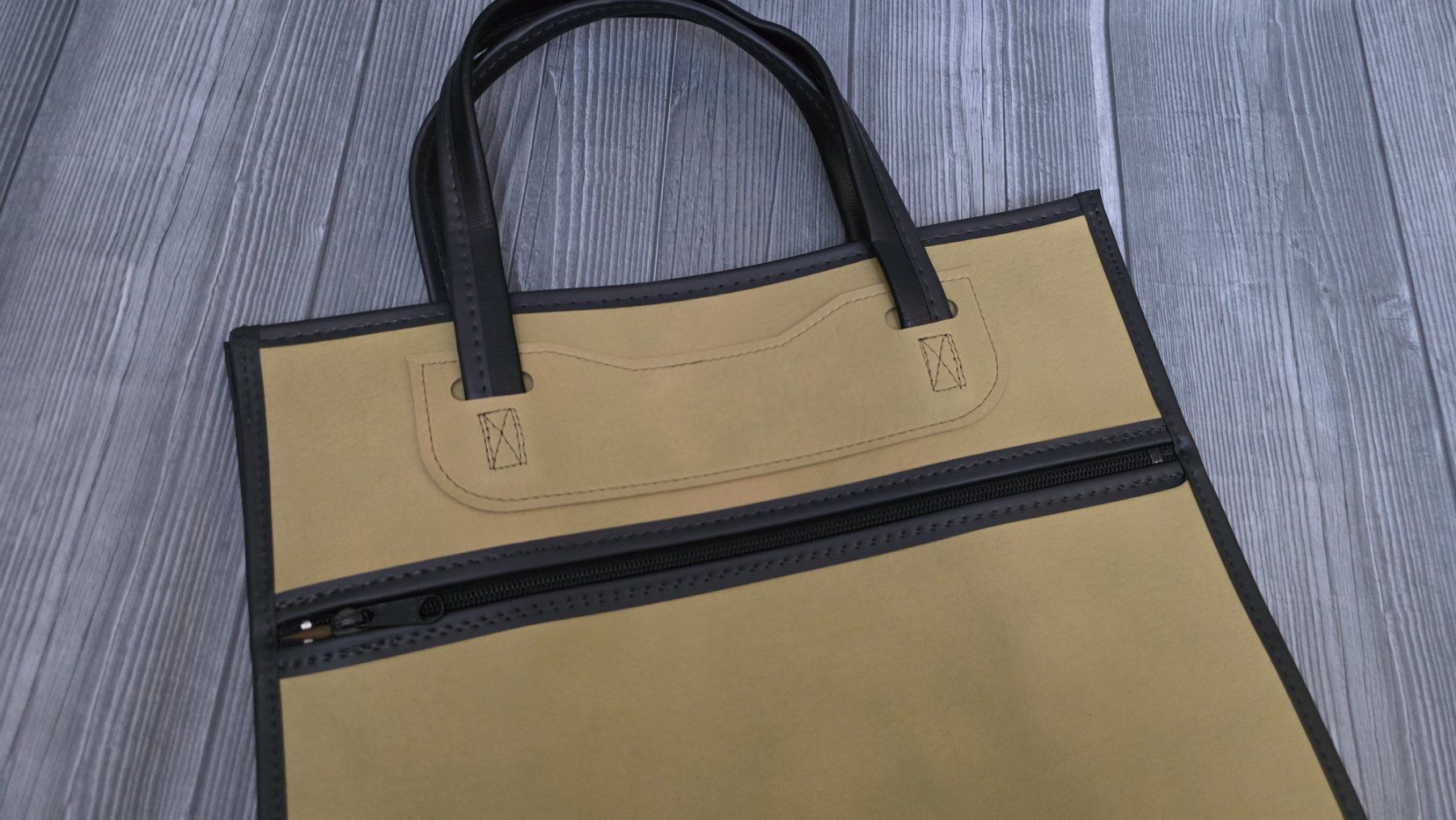 Borse da donna: Robuste Shopping Tasche / Shopper / Einkaufstasche – Nuovo (secondo la descrizione) da Thalwil venduto da VitaMini 3