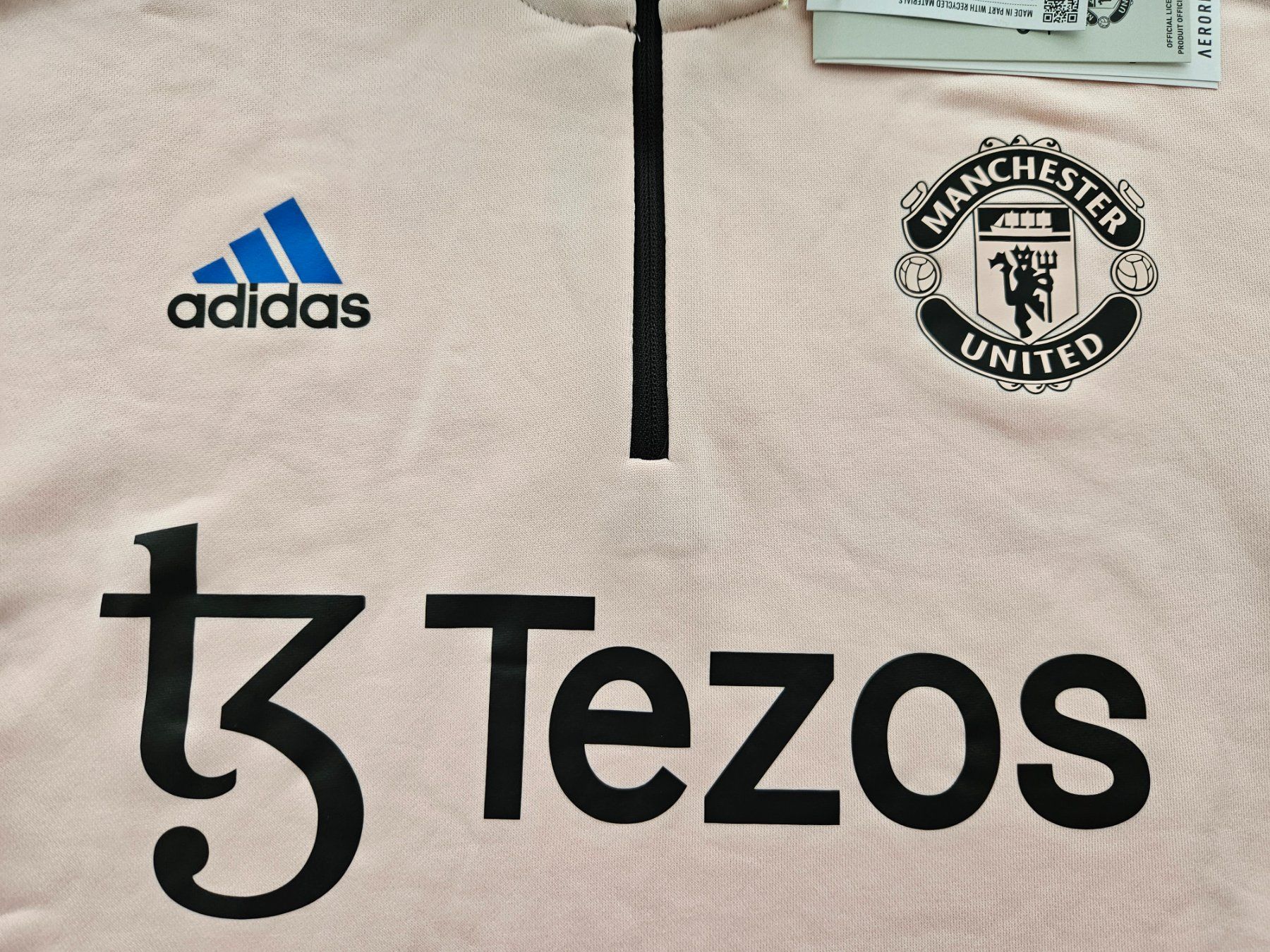 Adidas Leibchen & Hosen: Manchester United Trainingsoberteil NEU Gr. L ManU Pullover – Neu (gemäss Beschreibung) aus Hägglingen von United-Village-Trade 1