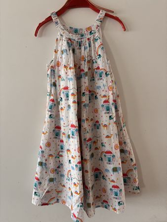 Tolles Kleid Gr. 122, Frugi