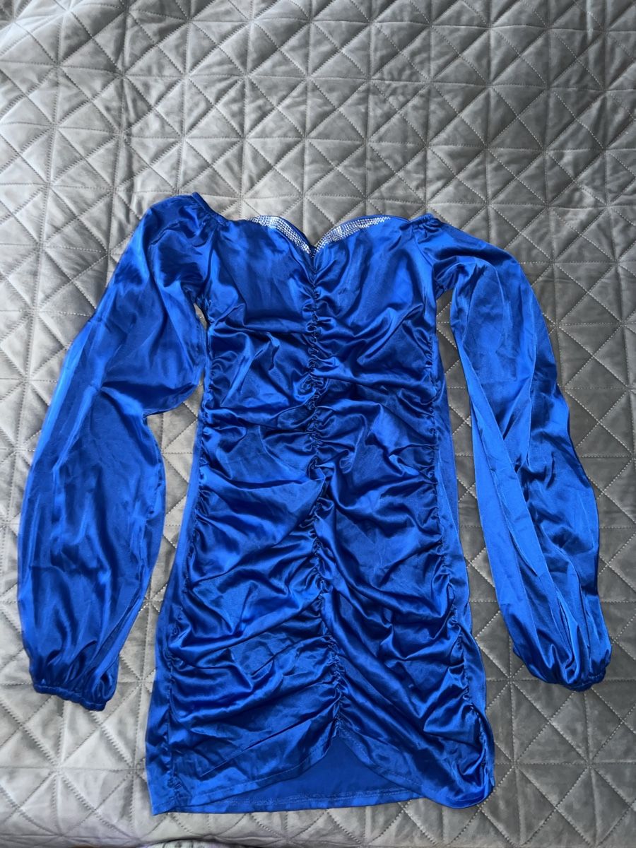 Robes: Kleid – Neuf (Voir description) à Tann par ivr_2vs