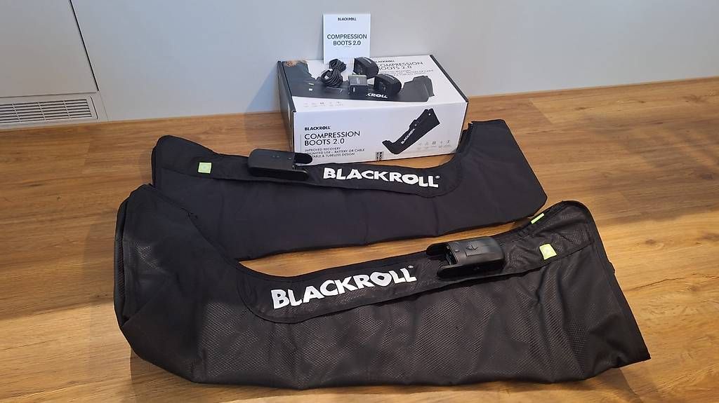 Blackroll Dispositivi per massaggi: Blackroll Compression Boots 2.0 – Nuovo e nell'imballaggio originale da Hergiswil b. Willisau venduto da schlompf1989 1