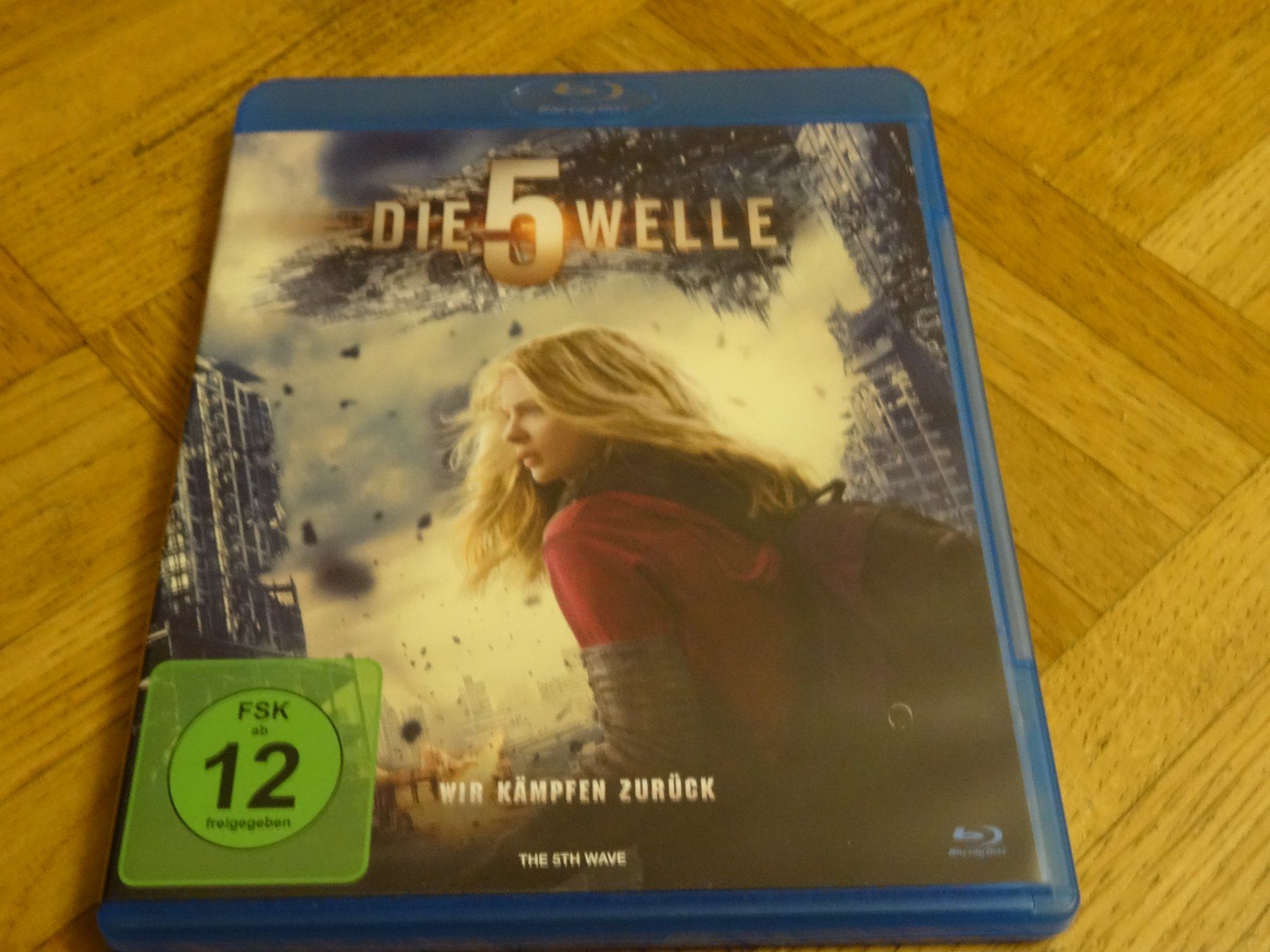 Tutti i DVDs: Die 5 Welle BLU-RAY – Usato da Olten venduto da Disc-Verkauf