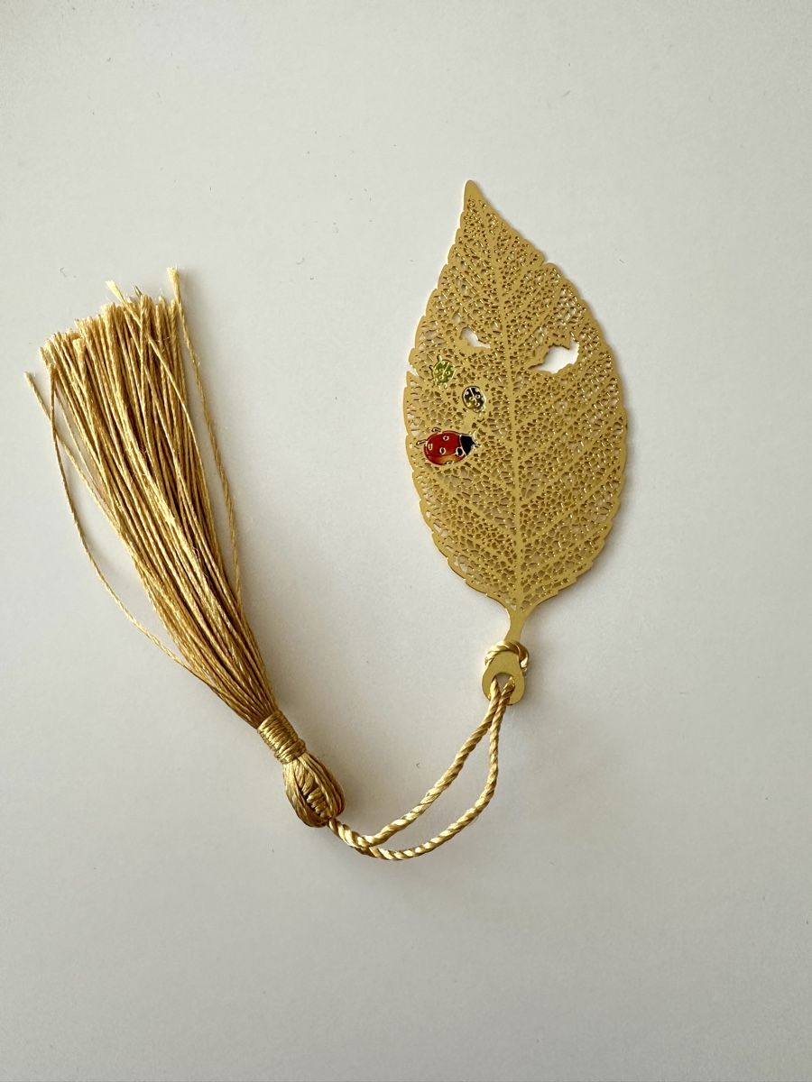 Altre raccolte & rarità: Golden Leaf Bookmark with Tassel – Nuovo (secondo la descrizione) da Gattikon venduto da Sarahs_Schatzkammer 1