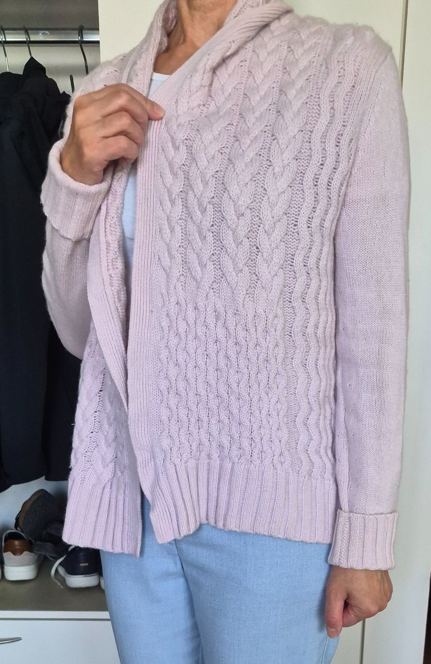 Modissa Giacche: MOD Atelier Pure Cashmere Strickjacke – Usato da Zürich venduto da Mokile 3