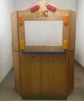 Kasperlitheater aus Holz