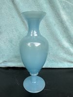 Vase en verre bleu clair 30cm haut