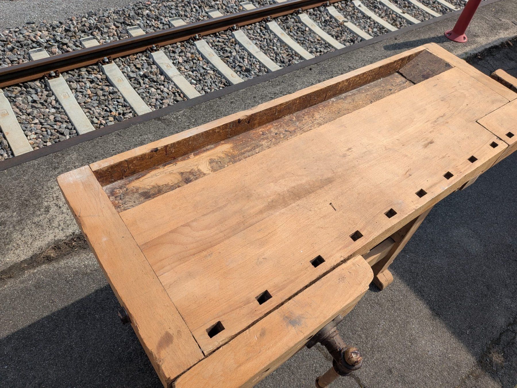 Werkbänke: Massivholz-Werkbank - 2 Spanner - Ref. 07/28 – Gebraucht aus Au ZH von BrockiAu 3