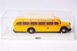 MB O 5000 Postauto PTT 1/87 mit VP Vitrinenmodell