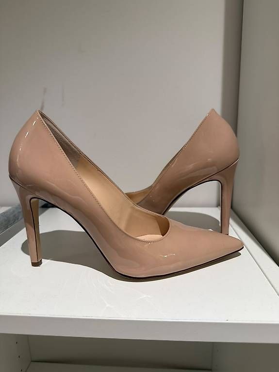 Damenschuhe: Högl Pumps – Neu und originalverpackt aus Zürich von nic_c8k6