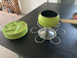 Retro Green Fondue Set with Plates