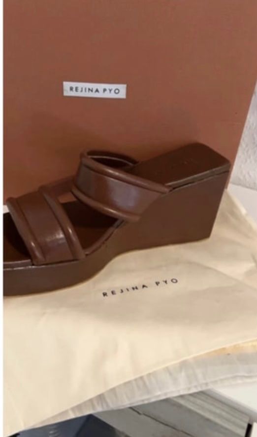 Damenschuhe: Rejina Pyo – Gebraucht aus Zuerich von zeichnung 1