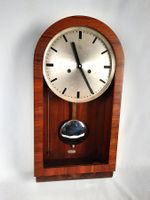 Art Déco Wanduhr (1943) – Kirchhof Lenzburg