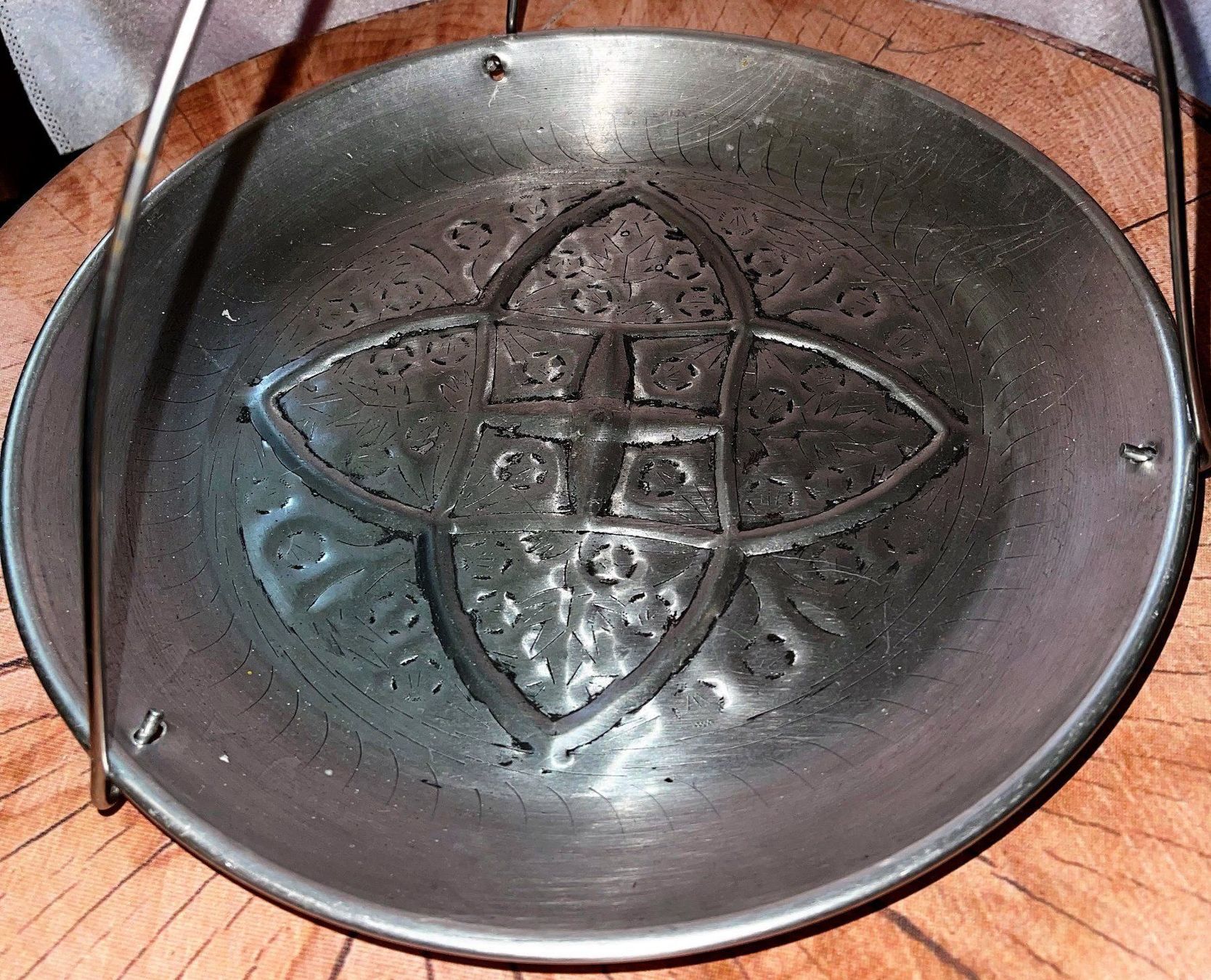 Piatti: Hängeteller Alu  25.5 cm. – Usato da Lutzenberg venduto da Pinschi01 1