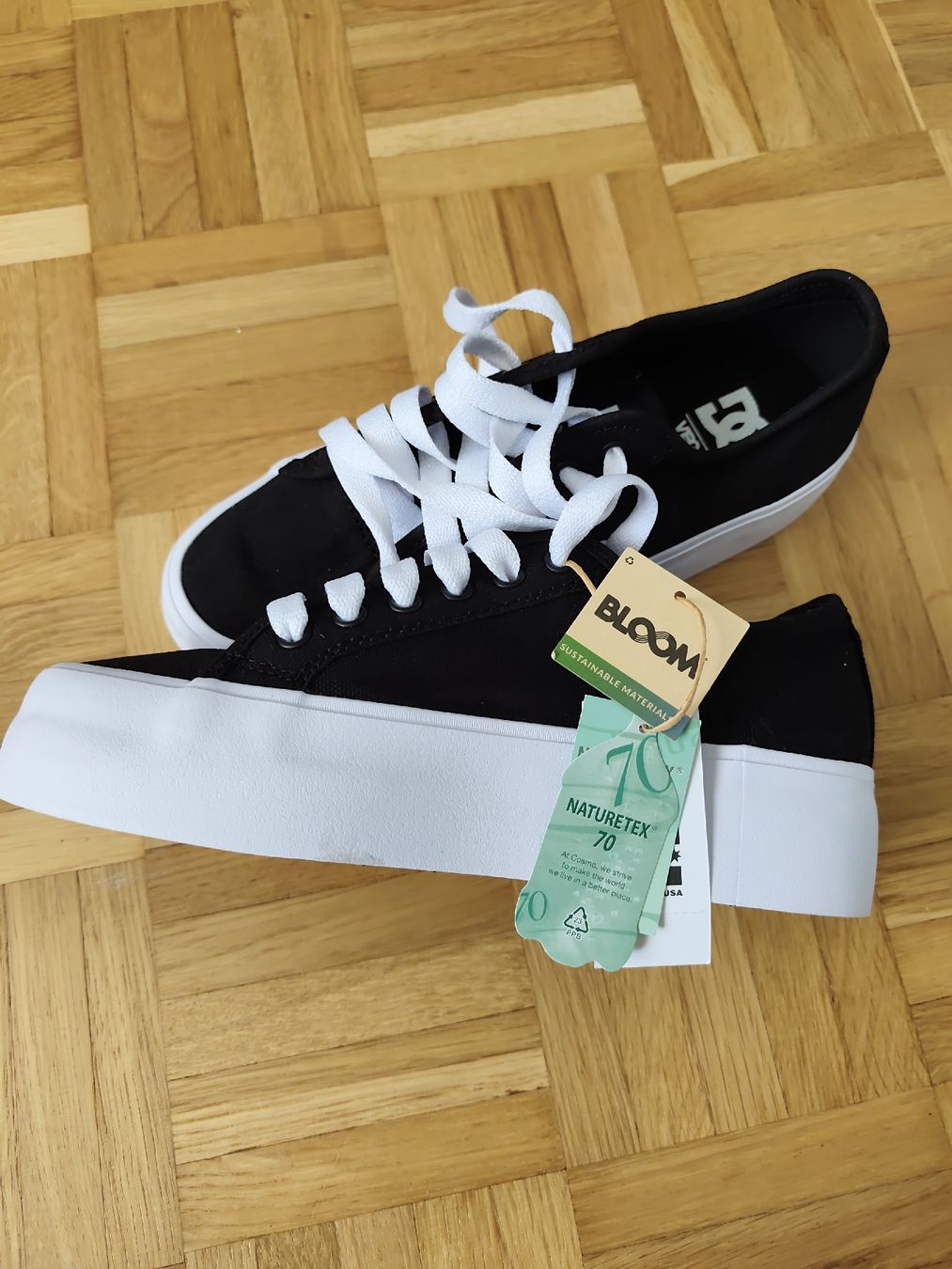 DC shoes Scarpe per ragazze: DC schuhe – Nuovo (secondo la descrizione) da Muttenz venduto da Hermesvonthan 2