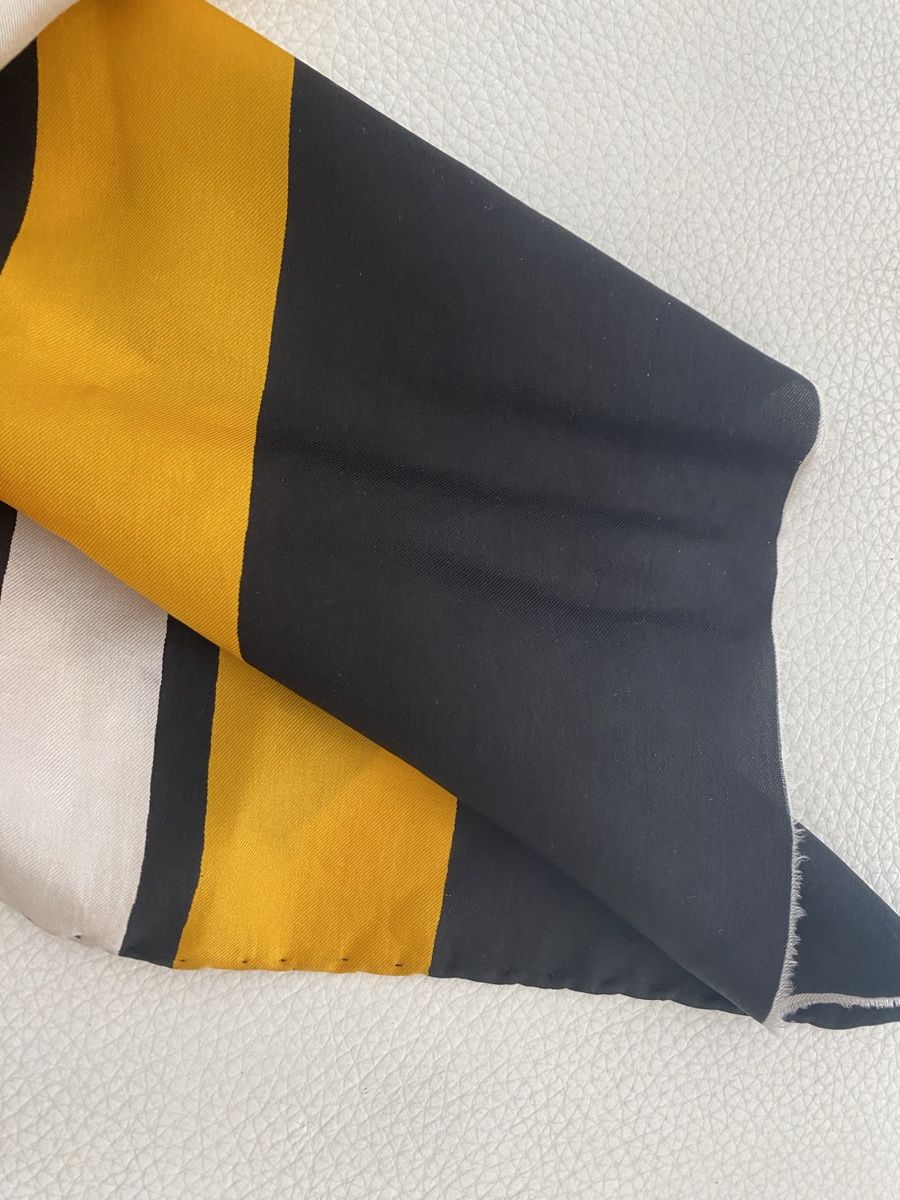 Foulard & Sciarpe: Seiden Schal 🌸 – Usato da Opfikon venduto da Luis144 3
