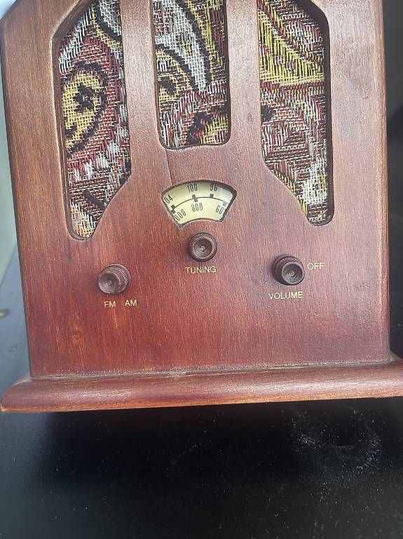 Radios: Radio décorative en bois – D'occasion à le locle par fajoca 1