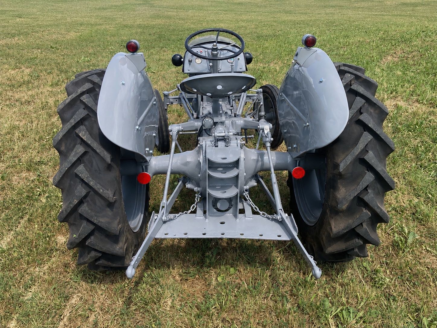 Massey Ferguson Tracteurs: Ferguson TED Jg. 1950 Oldtimer Traktor – D'occasion à Küssnacht am Rigi par Excavator 5