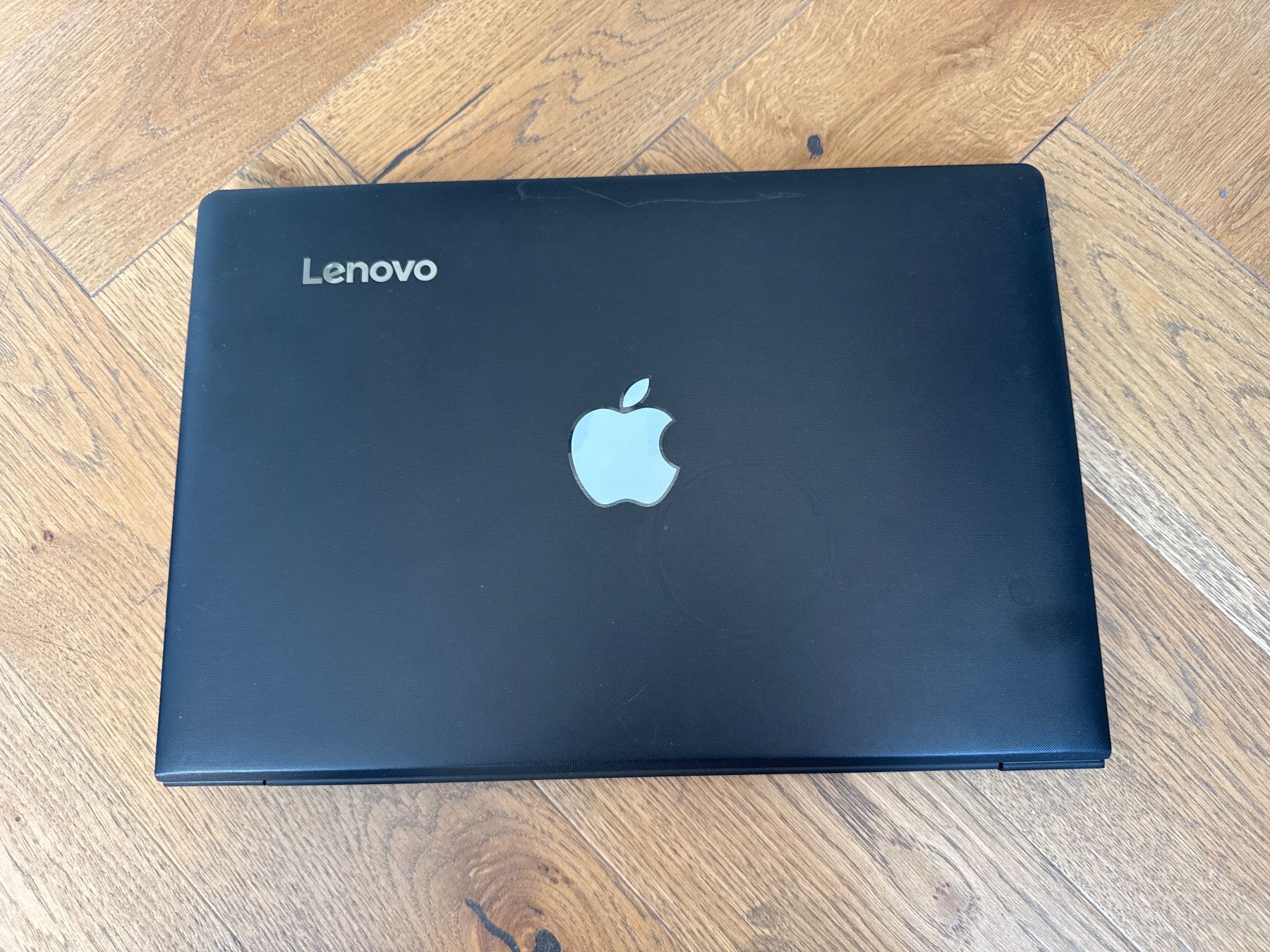 Lenovo Notebook: Lenovo Ideapad Laptop – Usato da Dietlikon venduto da HighspeedUmzug