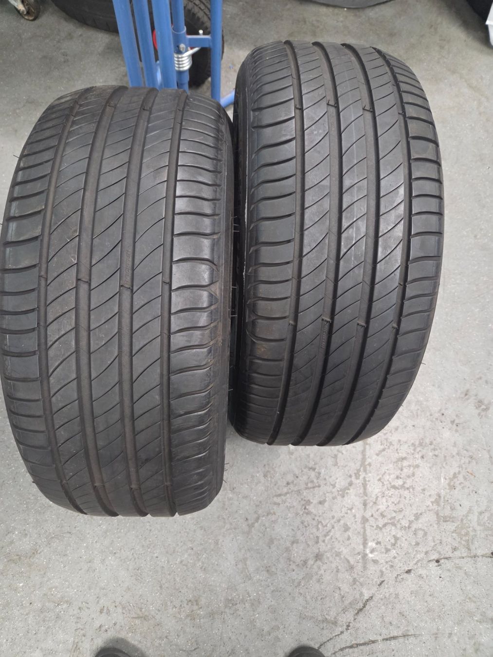Michelin Pneumatici & Ruote complete: Michelin  235 / 45 R 17 – Usato da Fischbach-Göslikon venduto da Emanuel.Bardhi