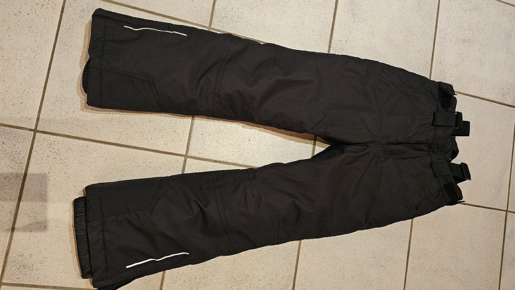 Pantaloni: Skihose – Usato da Niedergösgen venduto da MG46
