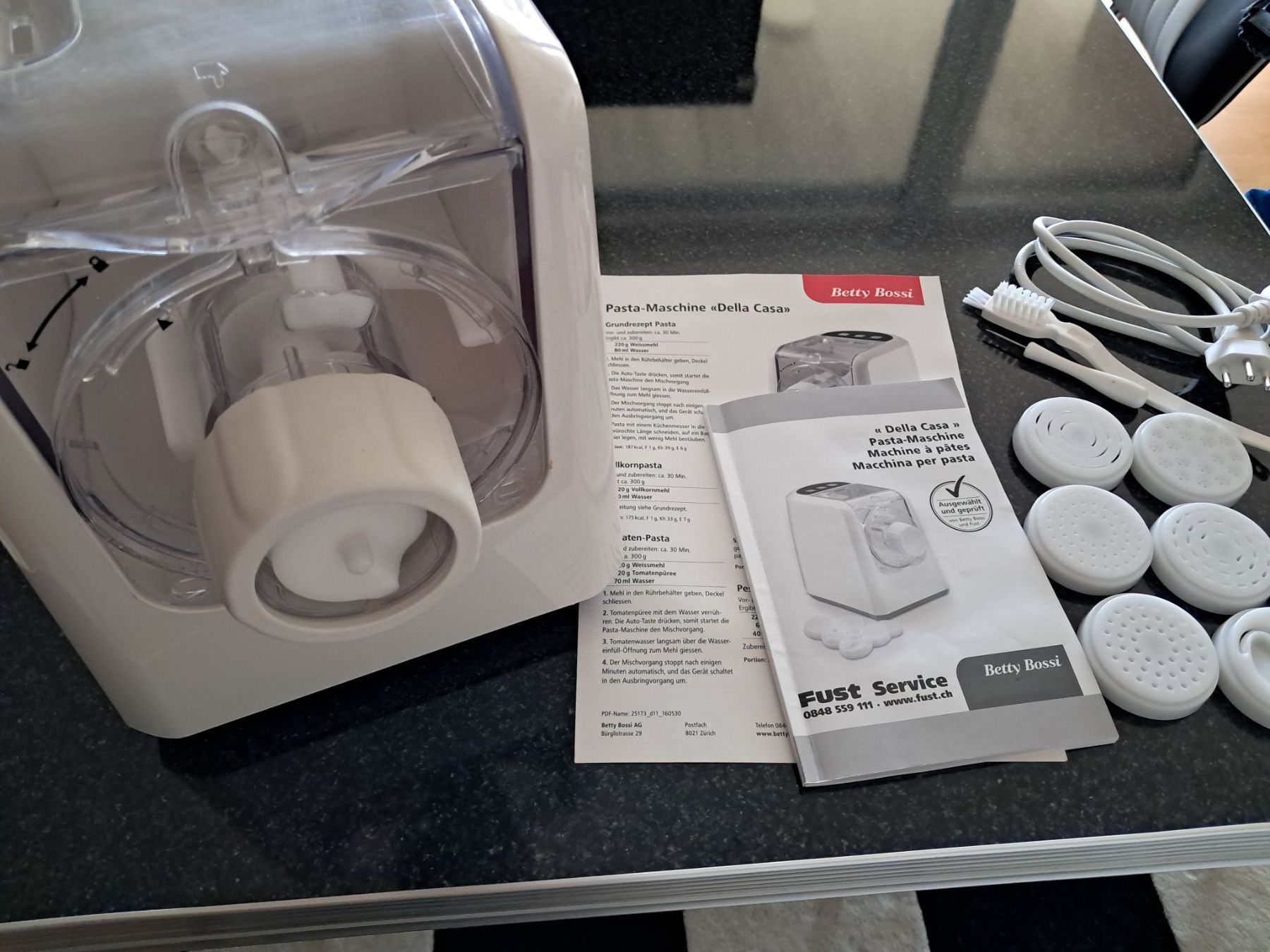 Betty Bossi Appareils de cuisine: Pasta-Maschine "Della Casa" – D'occasion à Liestal par nemi-lou