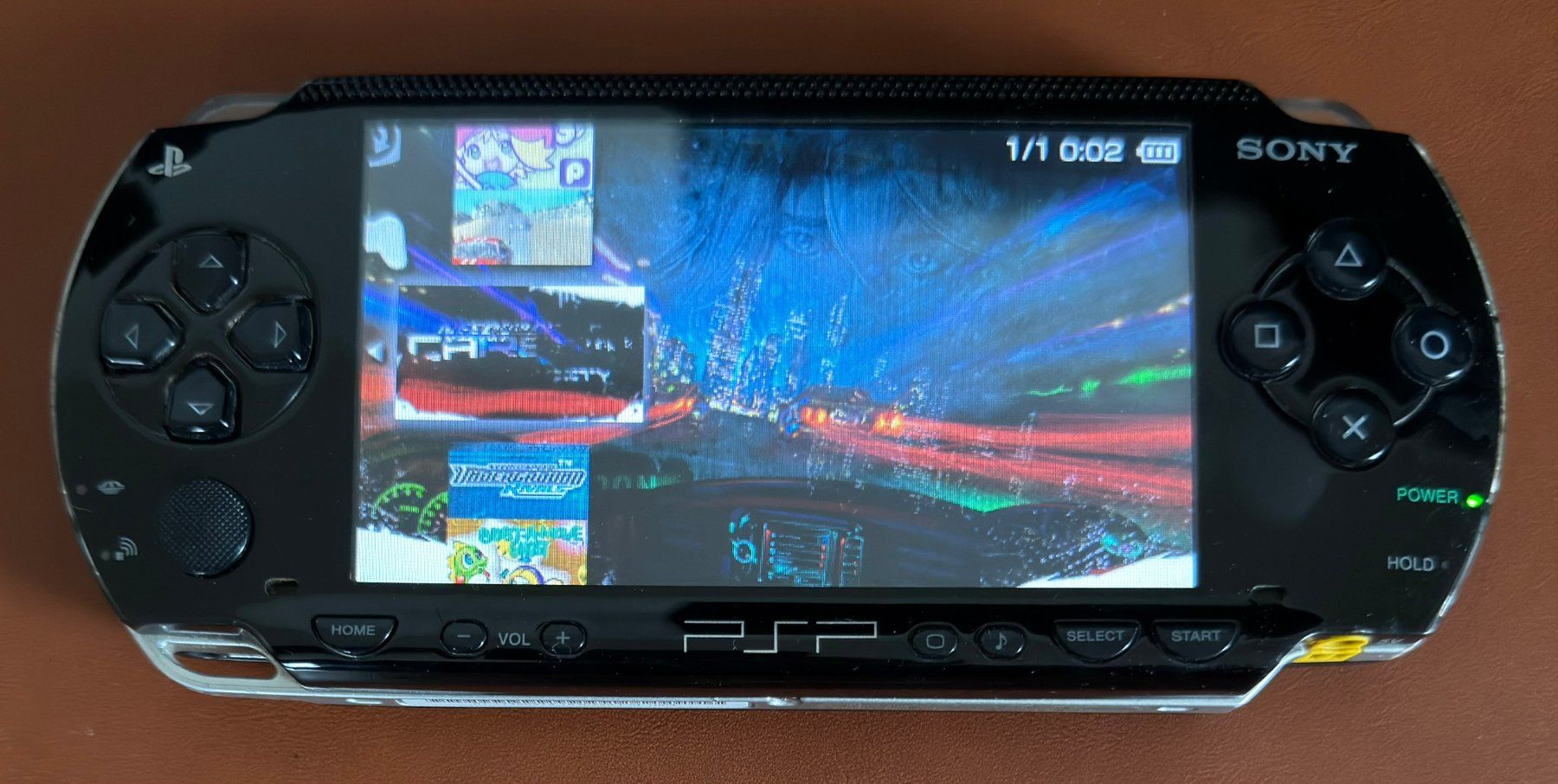 Sony Console: PSP 1004 gehackte Version mit 8 Games, Hülle, OVP, Netzteil – Usato da Dielsdorf venduto da Stefan1980 2