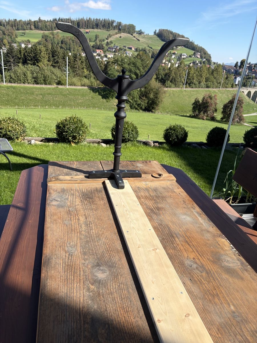 Tische: Beizentisch Horgen Glarus – Gebraucht aus Herisau von aun_xv9n 4